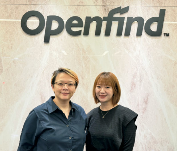 Openfind行銷副總李孟秋(左)與Openfind雲端服務創新與規劃處協理賴濬倩(右)指出,Ciao AI的核心價值,是在可信任、可負擔、可管控前提下,以郵件與知識為起點,替企業打造可混接多模型的安全AI應用入口。