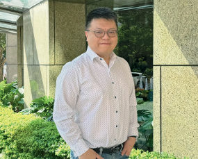 Thales大中華區資深技術顧問陳昶旭認為，量子安全不再只是理論研究議題，而是企業必須積極面對的實際挑戰。透過及早規畫與盤點，可有效降低量子威脅的影響，從容面對未來法規與市場變化。
